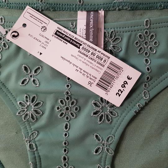 Neuf & étiquette Bas maillot bikini Monoprix T 40 vert broderies - Photo 2