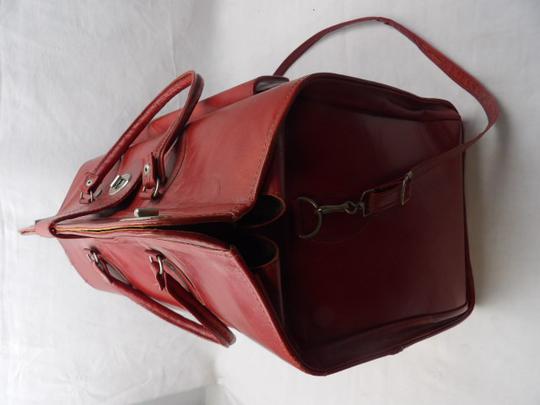 sac de voyage en cuir rouge  - Photo 2