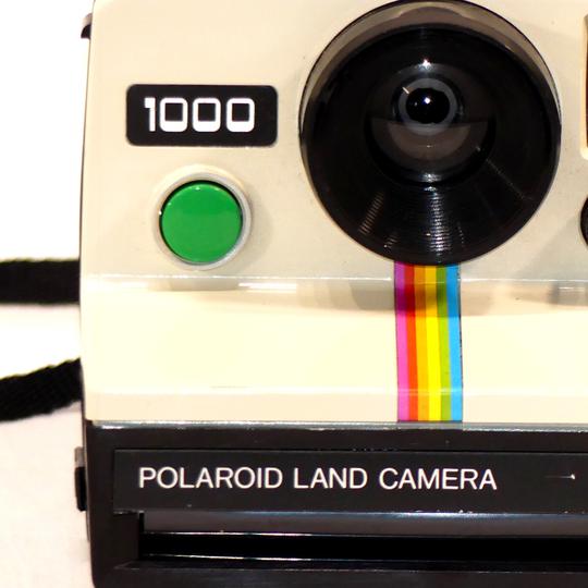 Appareil photo vintage Polaroïd Land Camera 1000 - Photo 1