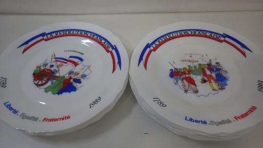 Lot de 11 assiettes commémoratives du bicentenaire de la révolution - Photo 1