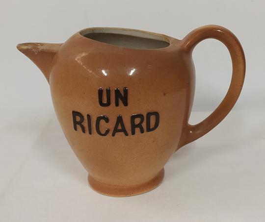  Pichet Ricard en grès. - Photo 0