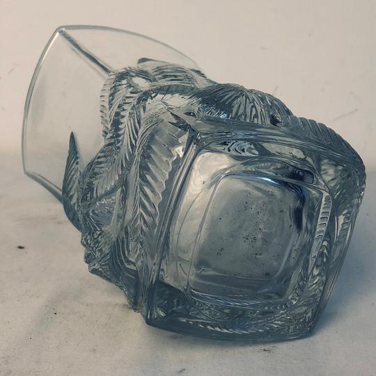 Vase en verre moulé transparent épais - années 70? - Photo 2