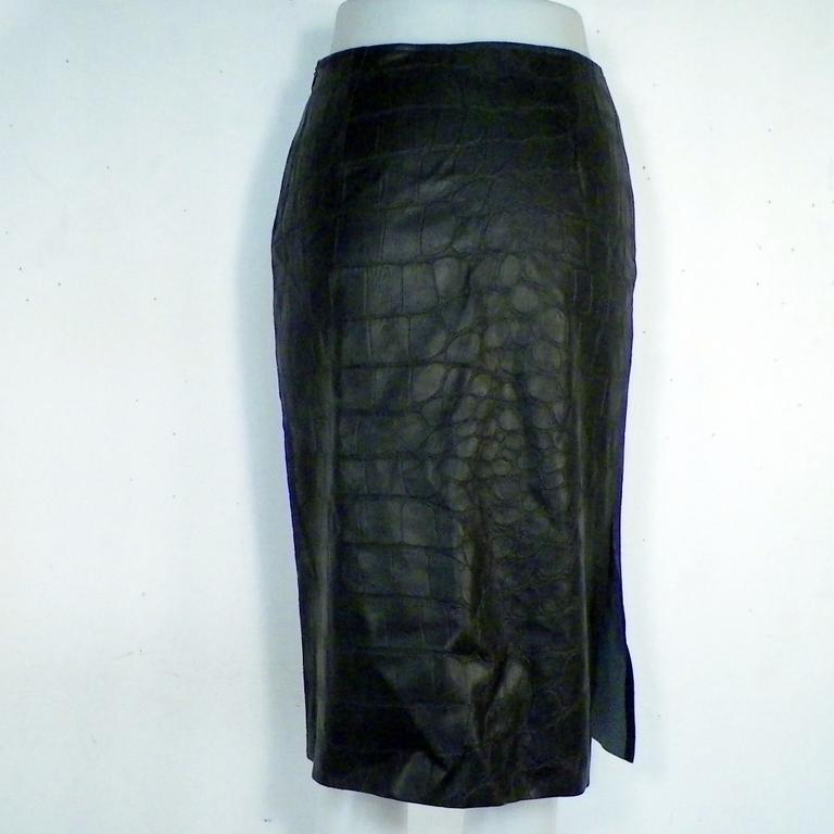Jupe Noire Taille 36. - Photo 2