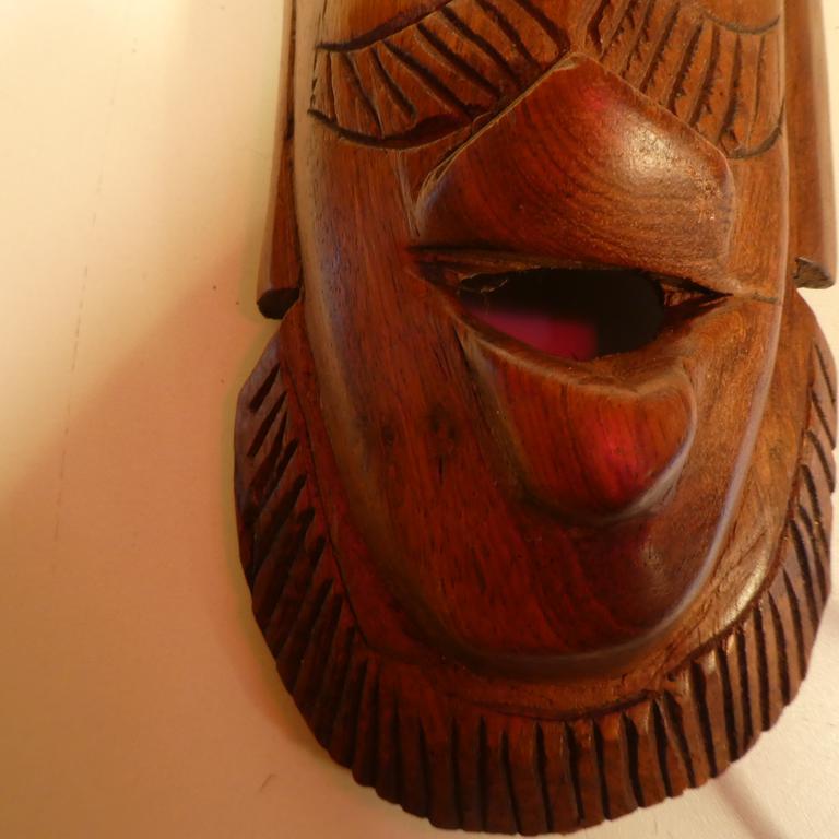 Masque africain en bois - Photo 14