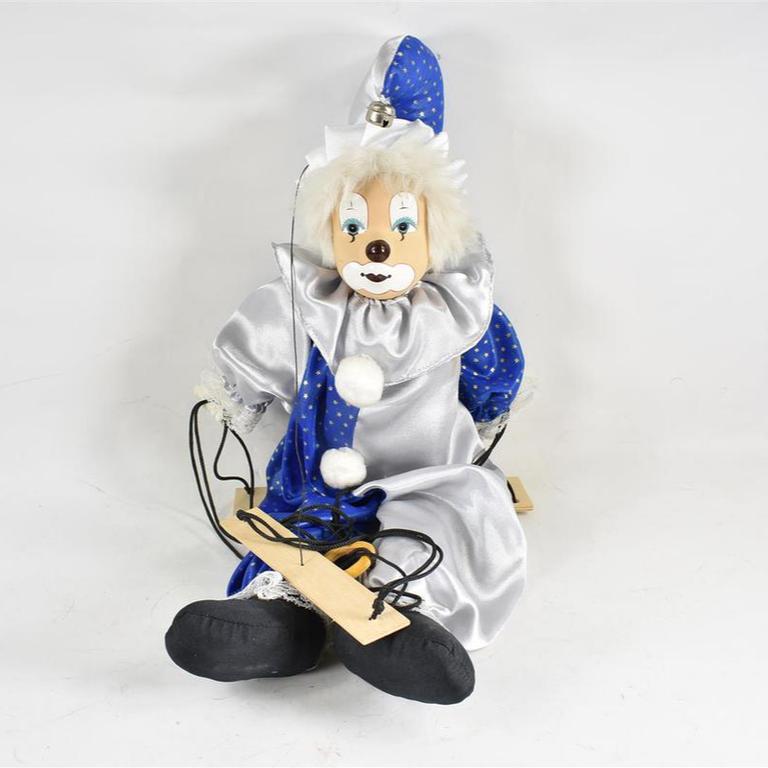 Grand pantin (marionnette) en céramique sur sa balancoire en bois - Photo 0